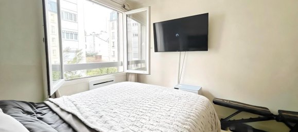 3 bedrooms Apartment in Paris, France No. 129057 5