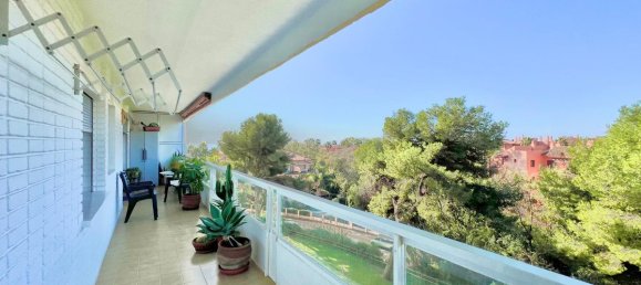 Apartamento de 2 dormitorios en Marbella, Spain No. 39161 2