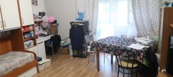 2-salle Appartement à Milan, Italy No. 245365 6