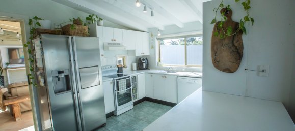 3 bedrooms House in Cudmirrah, Australia No. 644 19