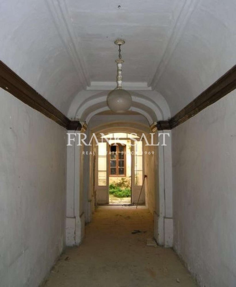 Oficina en Valletta, Malta 1 m² No. 11779