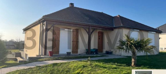 3 bedrooms Villa in Anglure, France No. 201257 2