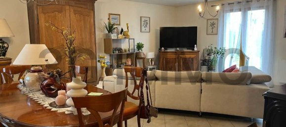 3 bedrooms Villa in Anglure, France No. 201257 10