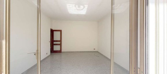 4 bedrooms House in Noicattaro, Italy No. 337353 5