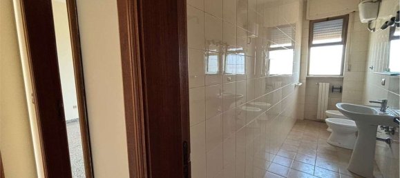 4 bedrooms House in Noicattaro, Italy No. 337353 26