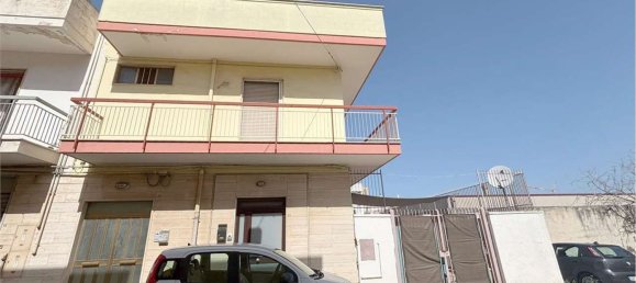 4 bedrooms House in Noicattaro, Italy No. 337353 21