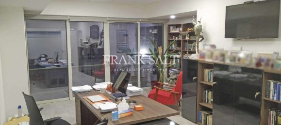 Bureau à Balzan, Malta 380m² No. 12701 16