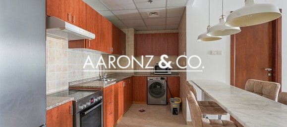 Apartamento de 2 dormitorios en Jumeirah Lake Towers, UAE No. 120047 11