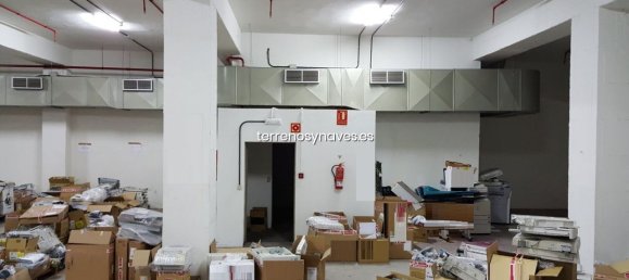 مستودع في Las Palmas De Gran Canaria, Spain 2200متر مربع رقم 61676 6