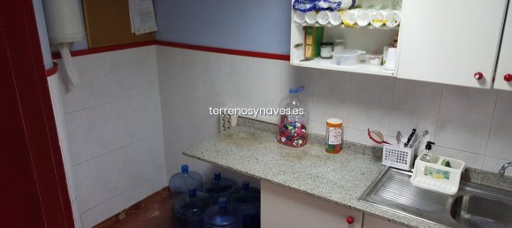 مستودع في Las Palmas De Gran Canaria, Spain 2200متر مربع رقم 61676 9