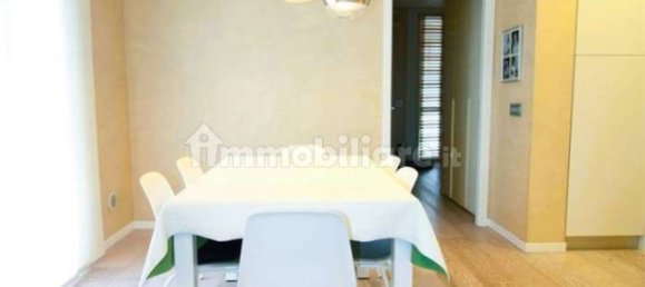Apartamento de 4 dormitorios en Maranello, Italy No. 328282 4