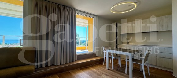 Ático de 4 dormitorios en Padenghe sul Garda, Italy No. 322581 27