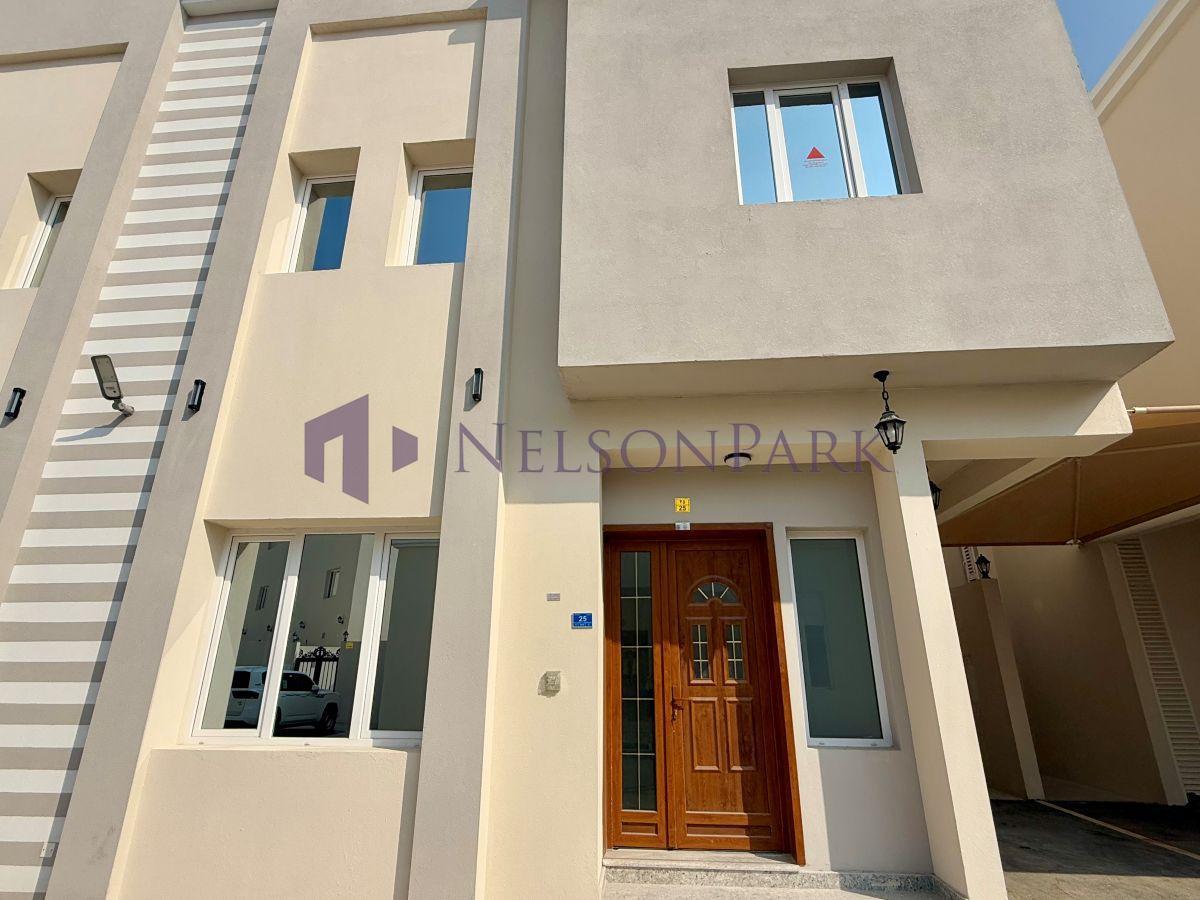 Вилла с 7 спальнями в Доха, Катар № 1488