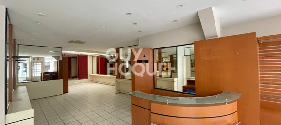 3 rooms Apartment in Bourges, France No. 253079 4