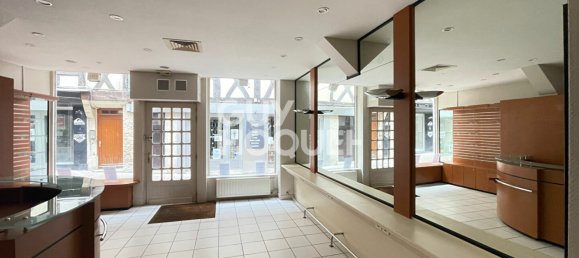 3 rooms Apartment in Bourges, France No. 253079 3