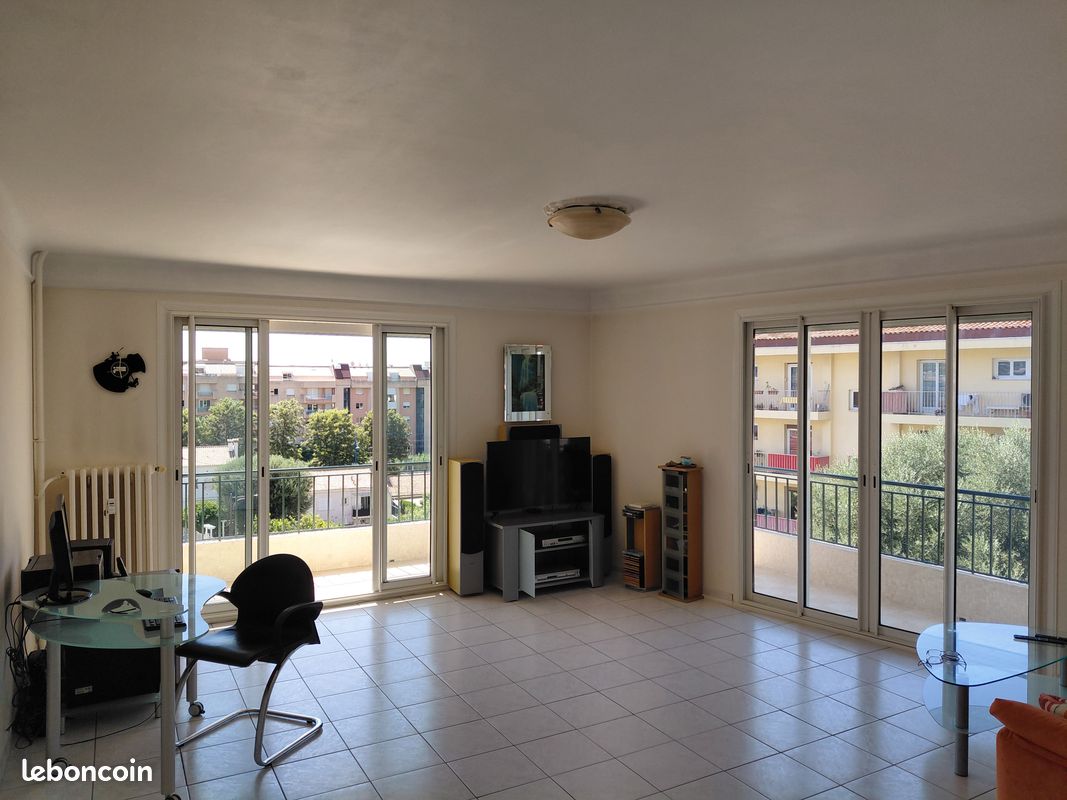 1 bedroom Apartment in Roquebrune-Cap-Martin, France No. 334847