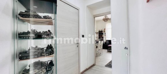 2 chambres Appartement à Trieste, Italy No. 12434 17