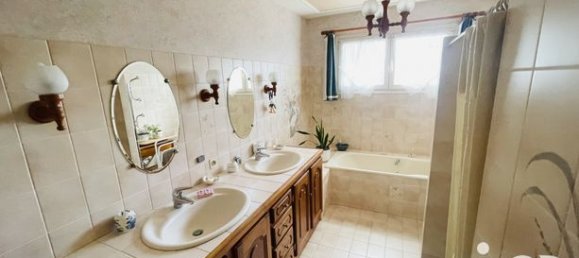 3 Schlafzimmer Haus in Chambray-les-Tours, France, Nr. 315396 13