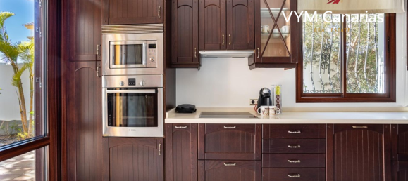 5 Schlafzimmer Villa in Torviscas, Spain, Nr. 5350 16