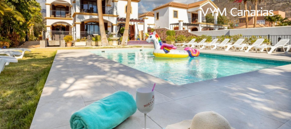 5 Schlafzimmer Villa in Torviscas, Spain, Nr. 5350 8