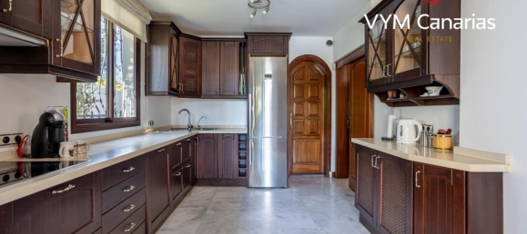 5 Schlafzimmer Villa in Torviscas, Spain, Nr. 5350 2