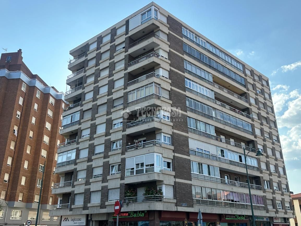 4 chambres Appartement à Leon, Spain No. 179220