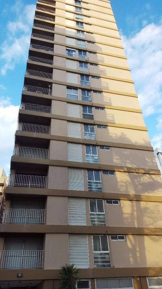 Apartamento de 2 dormitorios en Mar del Plata, Argentina No. 89445