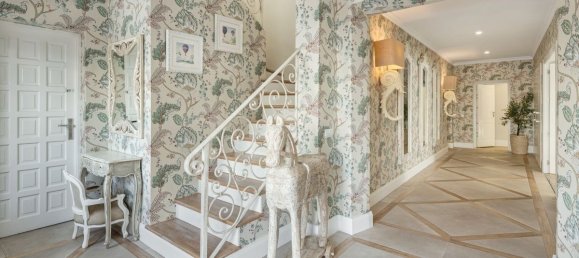 4 bedrooms House in Estepona, Spain No. 49089 16