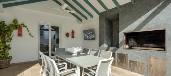 4 bedrooms House in Estepona, Spain No. 49089 14