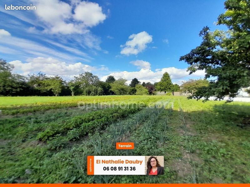 Grundstück in Saint-Marcel, France 2890m², Nr. 257278