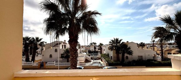 3 bedrooms House in Alicante, Spain No. 188003 8