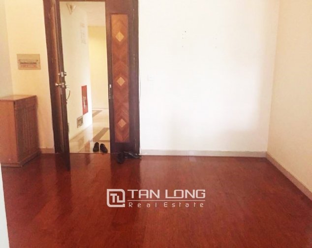3 bedrooms Apartment in Tay Ho, Vietnam No. 3071