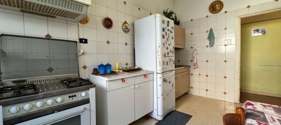 3 rooms Apartment in Rome, Italy No. 162558 11