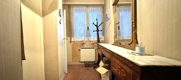 3 rooms Apartment in Rome, Italy No. 162558 2