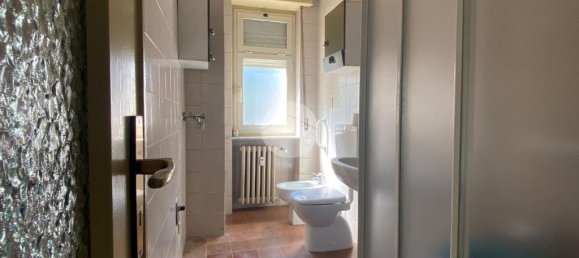 3 bedrooms Apartment in Asti, Italy No. 145692 16