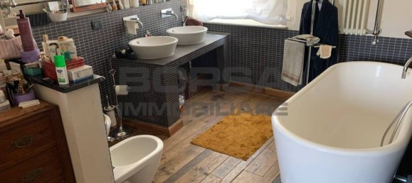 5 bedrooms Villa in Cascina, Italy No. 209371 9