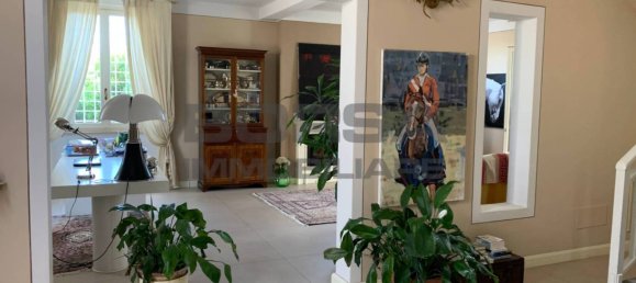 5 bedrooms Villa in Cascina, Italy No. 209371 37