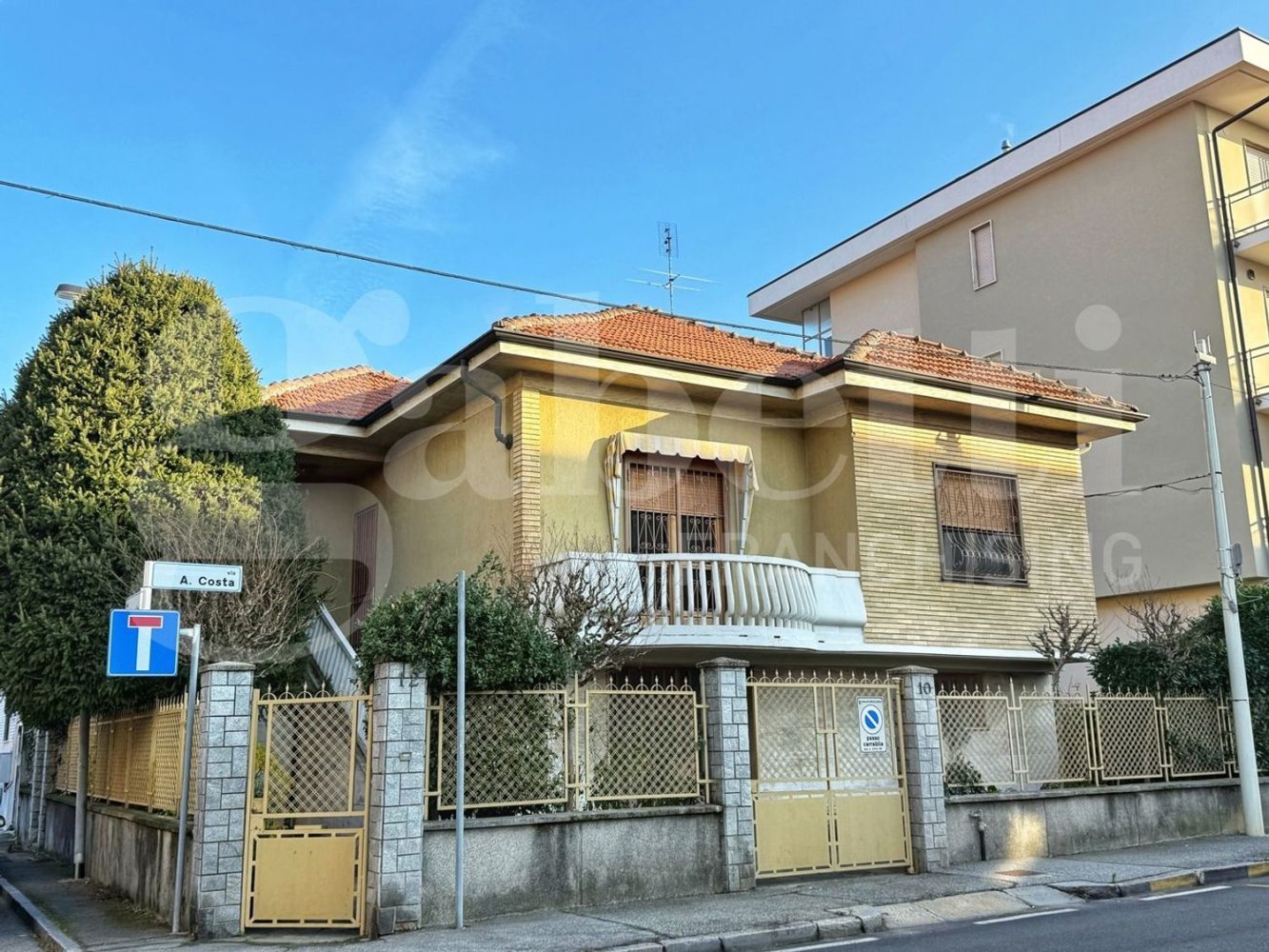 5-Zimmer Villa in Grugliasco, Italy, Nr. 7899