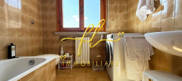 3غرفة شقة في Cecina, Italy رقم 289720 4