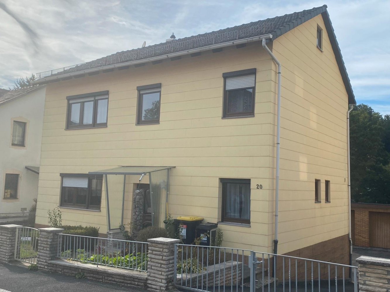 Casa de 3 dormitorios en Coburg, Germany No. 282145