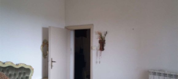 5 rooms Apartment in Cannara, Italy No. 138511 9