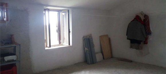 5 rooms Apartment in Cannara, Italy No. 138511 6