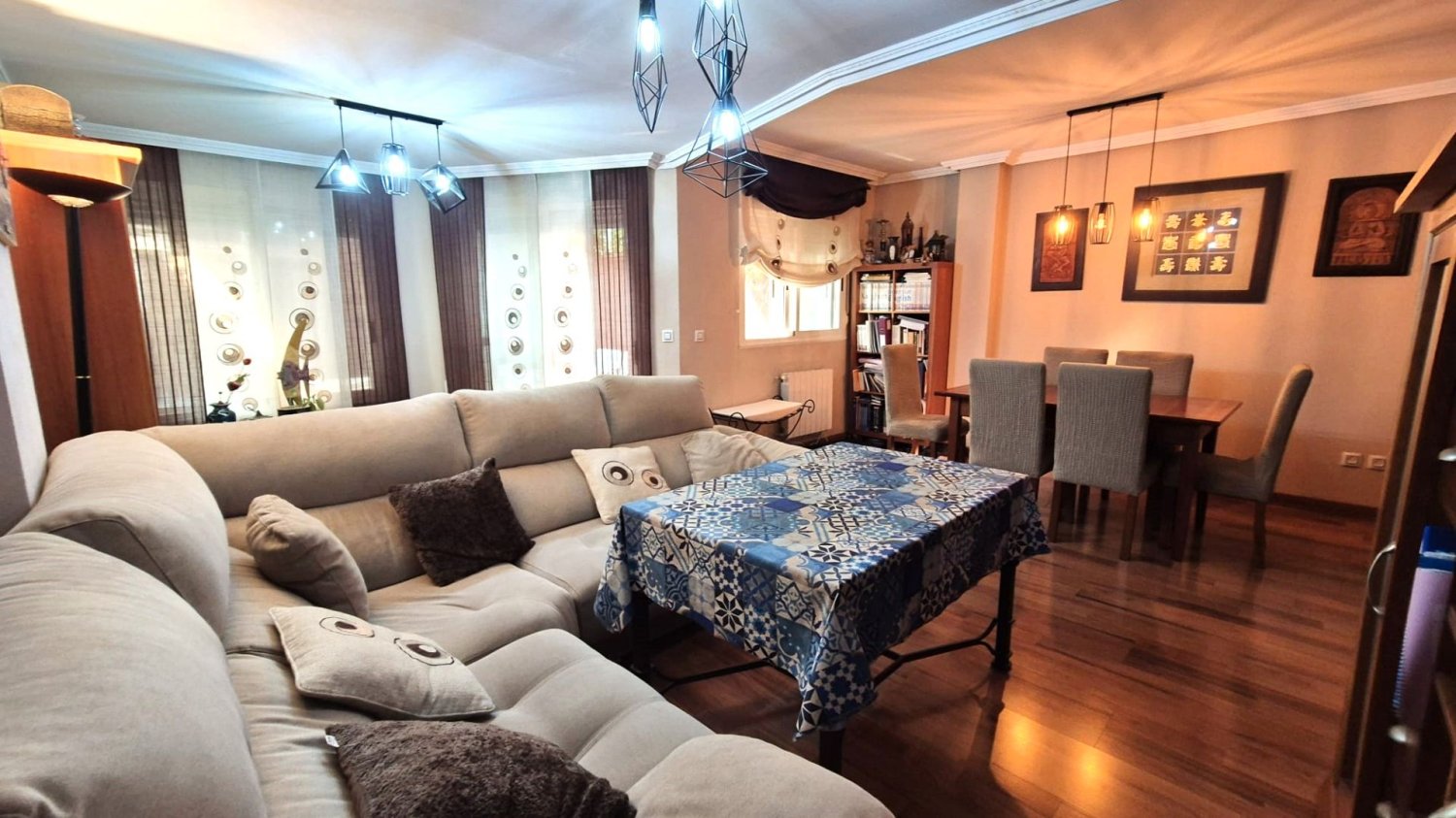 3 bedrooms Townhouse in Badajoz, Spain No. 270023