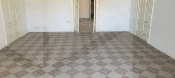 Apartamento de 4 habitaciónes en Bari, Italy No. 33890 11