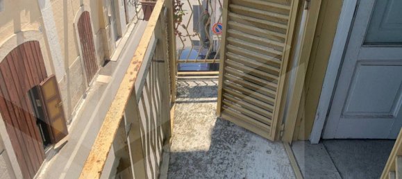 Apartamento de 4 habitaciónes en Bari, Italy No. 33890 20