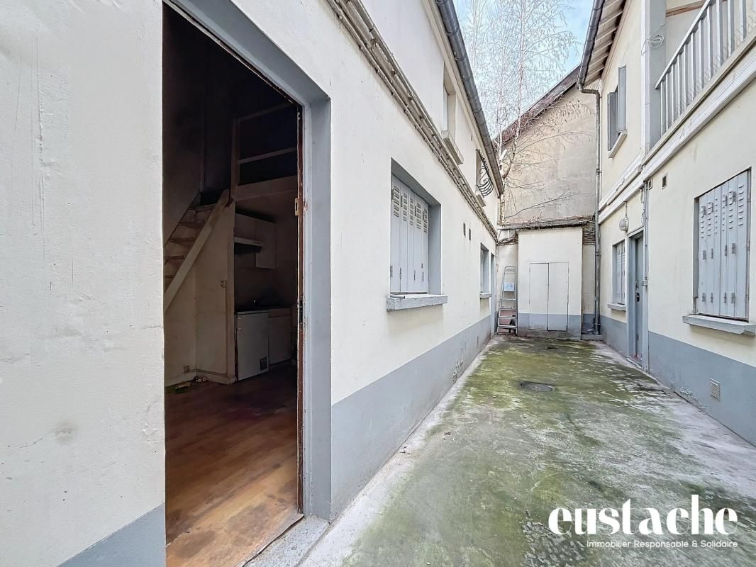 1 bedroom Apartment in Paris, France No. 193392