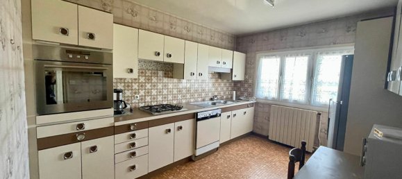 5 Schlafzimmer Haus in Chaumont-en-Vexin, France, Nr. 82366 4