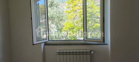 Квартира с 2 спальнями в Варацце, Италия № 351178 33