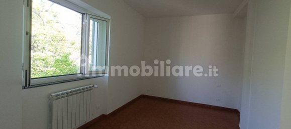 Квартира с 2 спальнями в Варацце, Италия № 351178 30