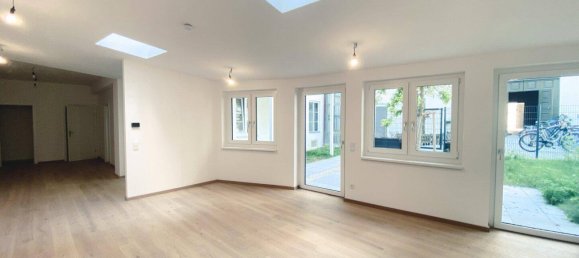 2غرفة شقة في Vienna, Austria رقم 43395 13